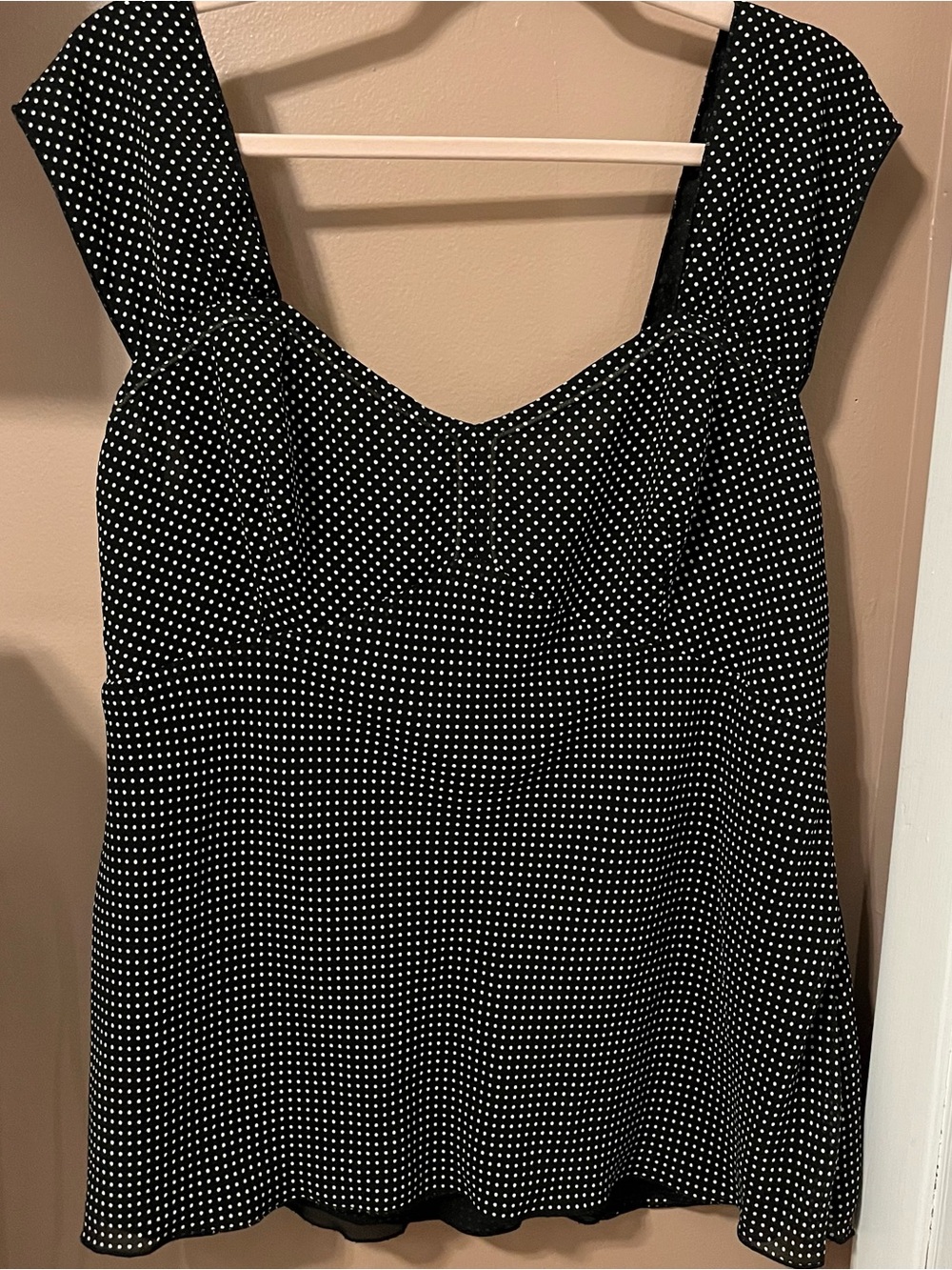 Vintage 90s Y2K Nine West Black and White Polka Dot Cap Sleeve Babydoll Tank Top